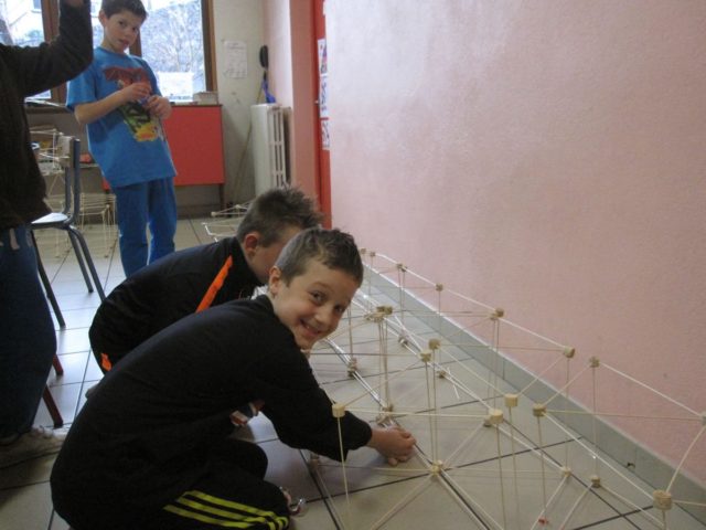 53-construisons-un-pont
